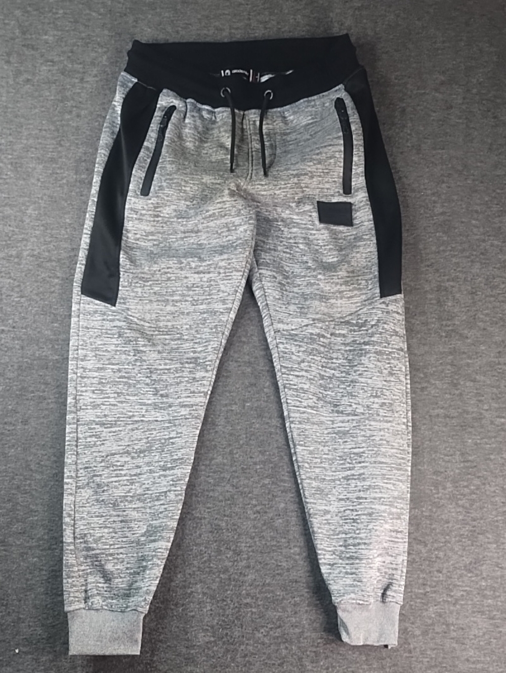 Akademiks Grey and Black Men's Jogger Sweatpants